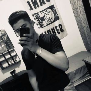 Meet your Posher, Christian